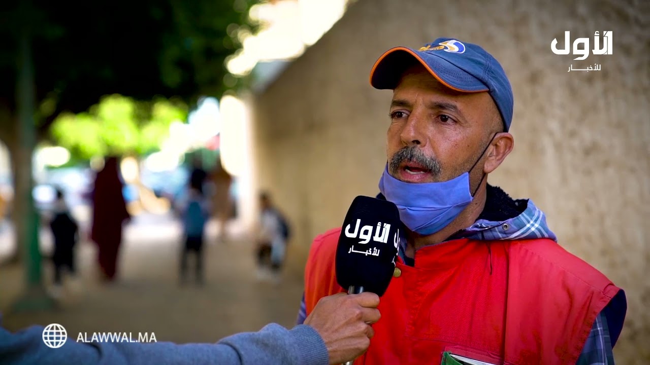 خروج اعلامي لحارس السيارات الذي صور في مشادات كلامية مع مواطن رفض تأدية أجرة الباركينغ