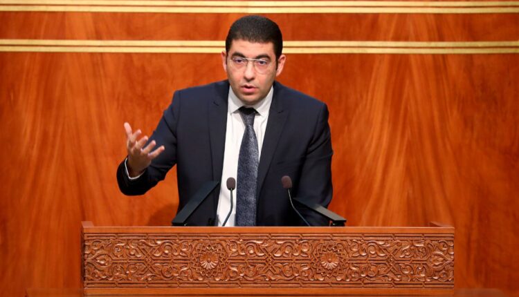 وزارة بنسعيد تتيح طلب بطاقة الفنان بشكل الكتروني فقط