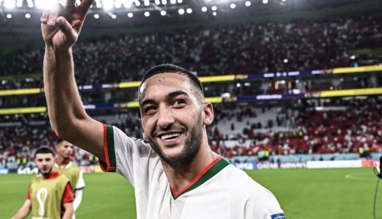رغم فشل الصفقة... باريس سان جيرمان يتشبث بالتعاقد مع زياش