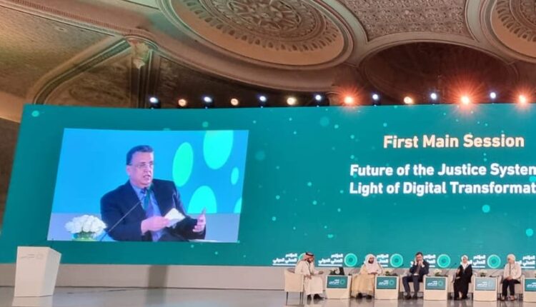 وهبي يعتبر الرقمنة سيفا ذو حدين في مجال العدالة