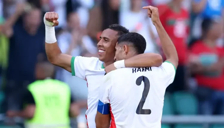جلالة الملك يهنئ أعضاء المنتخب الوطني المغربي الأولمبي لكرة القدم بمناسبة ظفره بالميدالية النحاسية