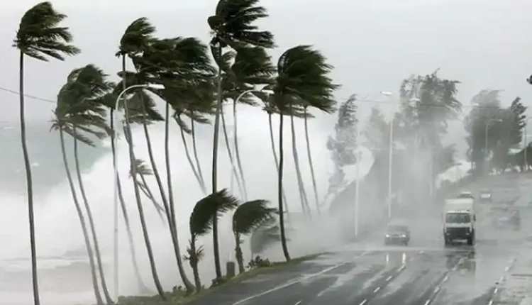 زخات رعدية قوية مصحوبة بحبات البرد وبالرياح مرتقبة اليوم السبت