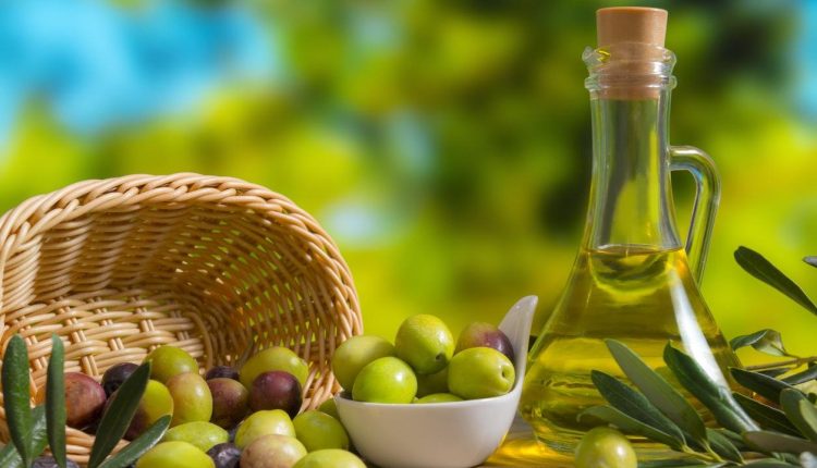 صديقي يجتمع بمهنيي منتجات الزيتون