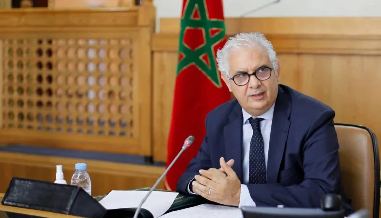 نزار بركة يستعرض المشاريع المائية المزمع تنفيذها
